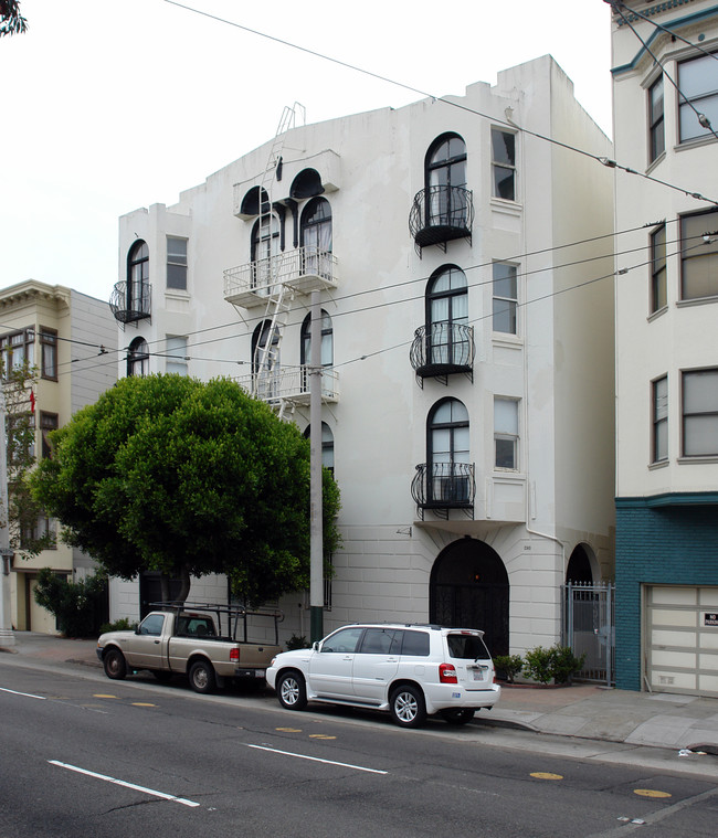 2510 Van Ness Ave in San Francisco, CA - Building Photo - Building Photo