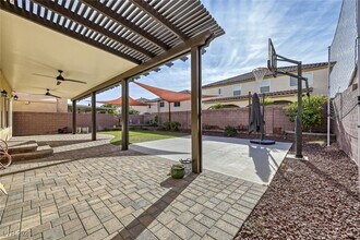 6239 Mustang Spring Ave in Las Vegas, NV - Building Photo - Building Photo