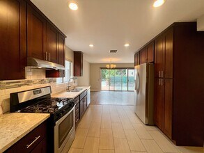 5811 Agnes Ave in Los Angeles, CA - Building Photo - Building Photo