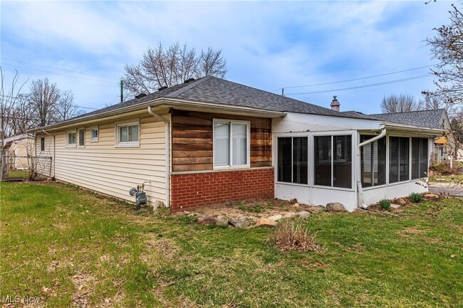 4964 Orchard Rd in Mentor, OH - Building Photo - Building Photo