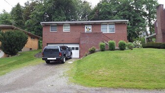 316 Tarragonna St in Pittsburgh, PA - Building Photo