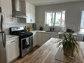 1825 S Tremont St in Oceanside, CA - Building Photo