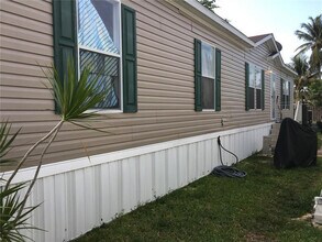 13311 SW 9th Ct in Davie, FL - Building Photo - Building Photo