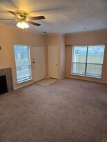 8299 Cambridge St in Houston, TX - Building Photo