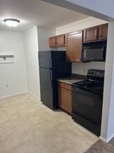 518 W Sherman St in Papillion, NE - Building Photo - Building Photo