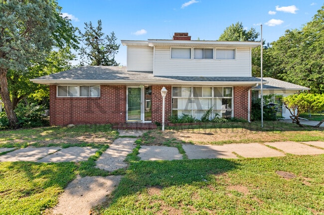 property at 4949 E Orme St