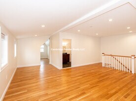 27 1st St in Medford, MA - Building Photo