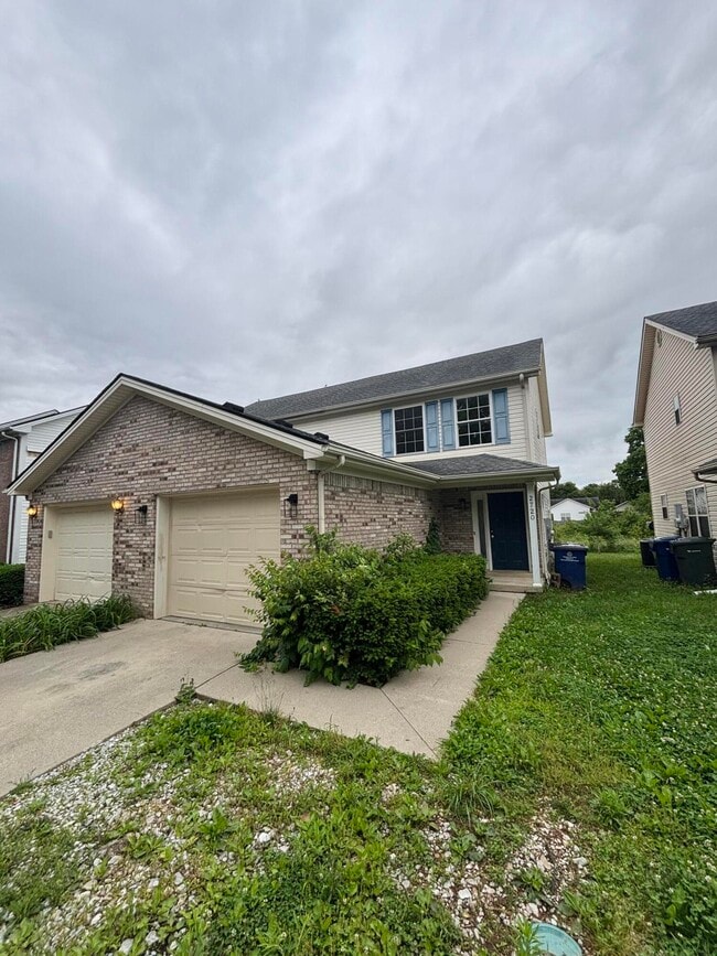 property at 2720 Hayden Park Ln