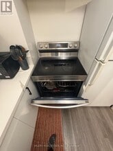 31 Four Winds Dr in Toronto, ON - Building Photo - Building Photo