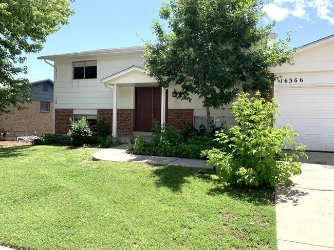 16366 W 13th Pl in Golden, CO - Building Photo - Building Photo