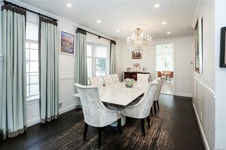 1A Floyd Pl in Great Neck, NY - Building Photo - Building Photo