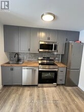 692 Claude St in Ottawa, ON - Building Photo - Building Photo