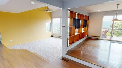 1985 Randy Dr in Hendersonville, NC - Building Photo - Building Photo