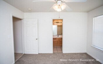 906 N Belmont Ave in Lubbock, TX - Building Photo - Building Photo