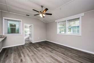 4007 E Osborne Ave in Tampa, FL - Building Photo - Building Photo