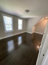 325 Columbia Ave in Des Plaines, IL - Building Photo - Building Photo