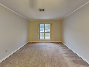 2172 Sara Ashley Way in Lithonia, GA - Building Photo - Building Photo