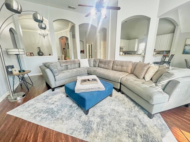 property at 7427 Parkcross Pl