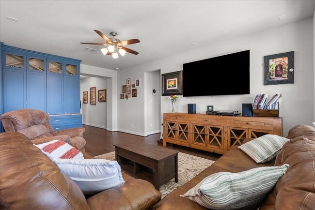 property at 31431 Vly Briar Wy