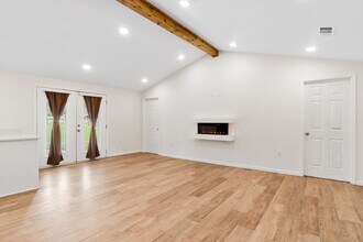 865 N Ulmer St in Greenwood, AR - Building Photo - Building Photo
