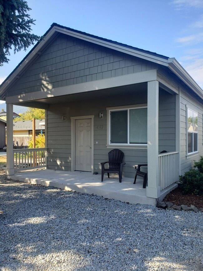 property at 487 E Hersey St