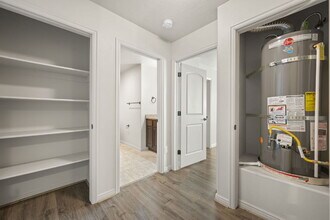 370 W Buena Vista Blvd in Washington, UT - Building Photo - Building Photo