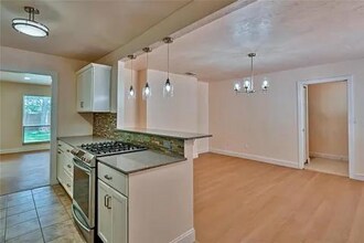 3135 NW 68th Ave in Gainesville, FL - Building Photo - Building Photo