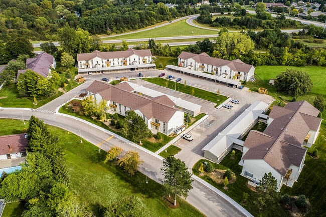 Beckwith Place Apartments in Grand Rapids, MI - Foto de edificio - Building Photo