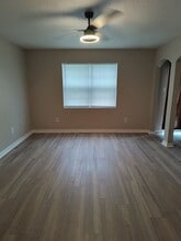 4909 Fairwood Dr in Gautier, MS - Building Photo - Building Photo