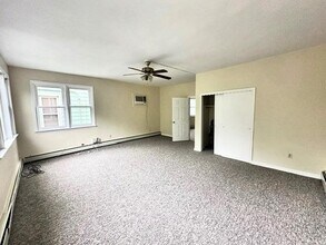 956 John F. Kennedy Blvd in Bayonne, NJ - Building Photo - Building Photo