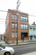 3-unit res in Pittsburgh, PA - Building Photo - Building Photo