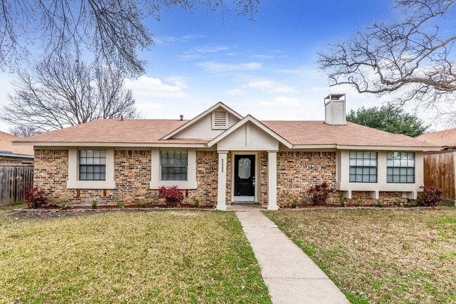 property at 4008 Shackelford Dr