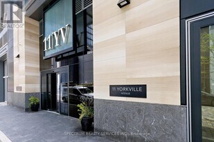 11 Yorkville Ave in Toronto, ON - Building Photo