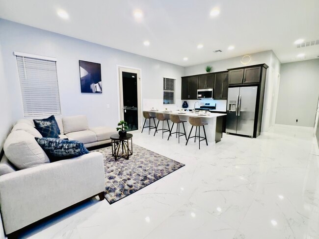 4013 W Buist Ave in Laveen, AZ - Building Photo - Building Photo