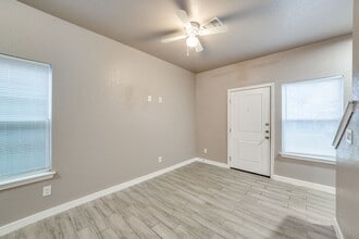 234 Gould St in San Antonio, TX - Building Photo - Building Photo