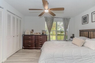 13460 Old Englishtown Rd in Wellington, FL - Building Photo - Building Photo