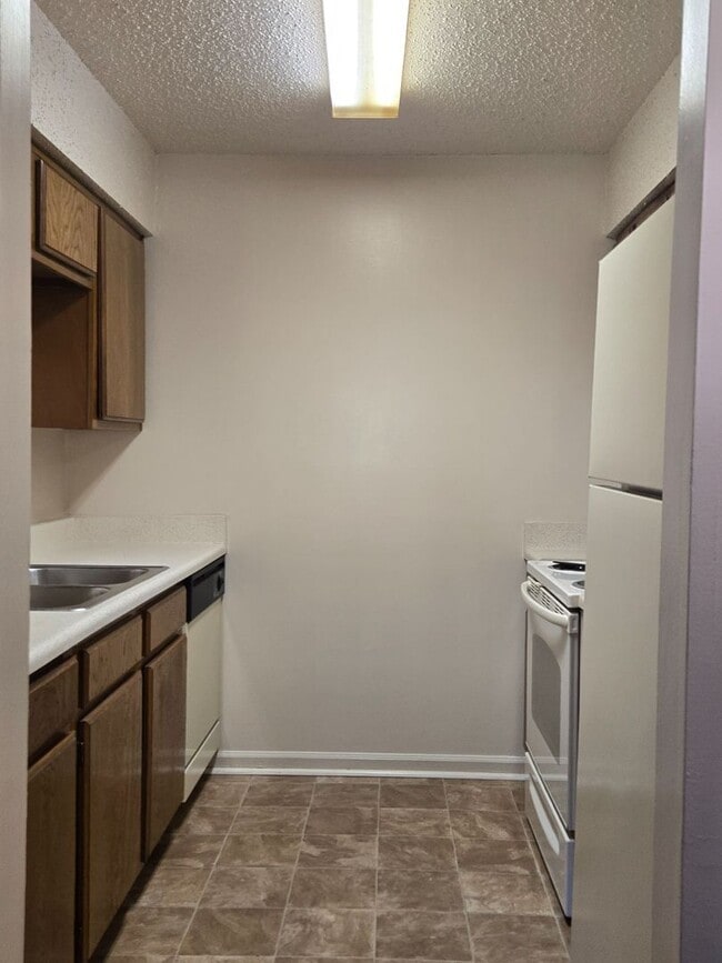 property at 250 Yelton Ct