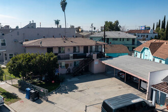 1419 S Woods Ave in East Los Angeles, CA - Building Photo - Building Photo