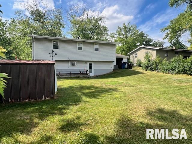 5620 N Monterey Ct in Peoria, IL - Building Photo - Building Photo