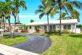 4331 NW 10th St in Coconut Creek, FL - Building Photo - Building Photo