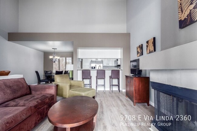 property at 9708 E Vía Linda