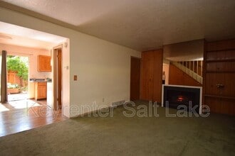 6054 S 2075 E in Holladay, UT - Building Photo - Building Photo