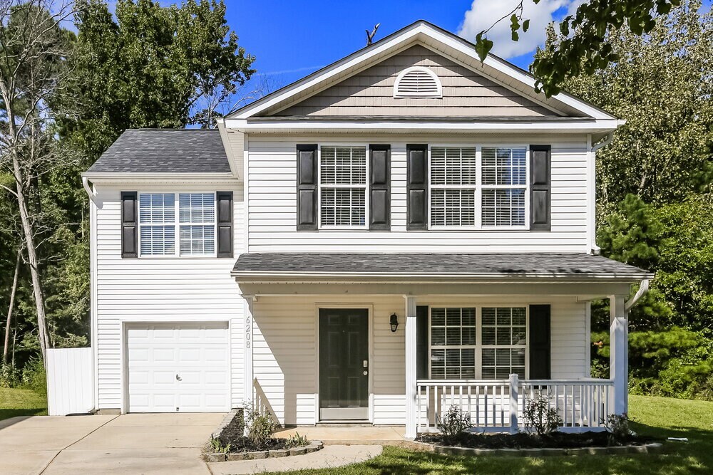 6208 Stonefort Ct in Charlotte, NC - Building Photo