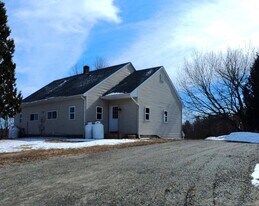 50 Owens Ln in Barton, VT - Building Photo