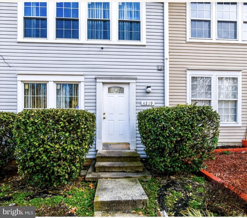 4219 Pascal Ave Photo