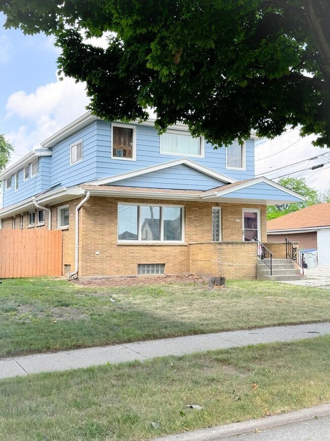 property at 3957 N 62nd St