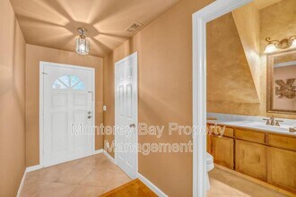 98 Glen Lake Dr in Pacific Grove, CA - Building Photo - Building Photo