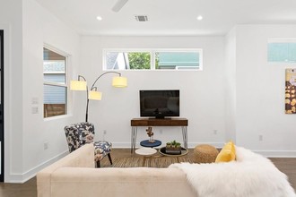 1131 Brookswood Ave in Austin, TX - Building Photo - Building Photo