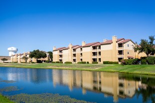 Summer Bend in Irving, TX - Building Photo