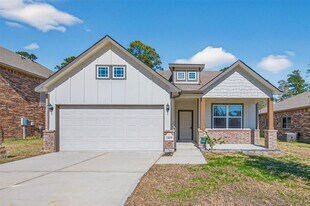 15059 Meadow Glen N in Conroe, TX - Building Photo